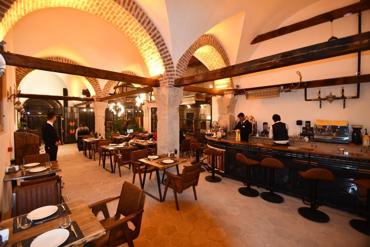 Yazmacilar Hani Otel Restaurant Tokat ภายนอก รูปภาพ