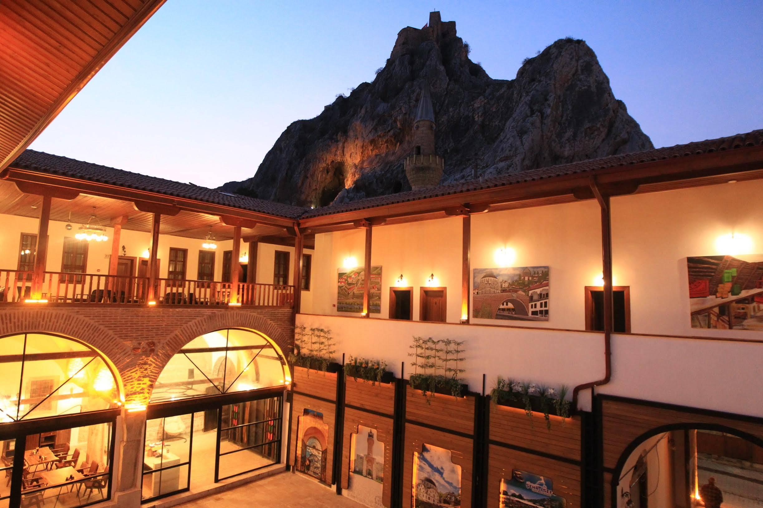 Yazmacilar Hani Otel Restaurant Tokat ภายนอก รูปภาพ